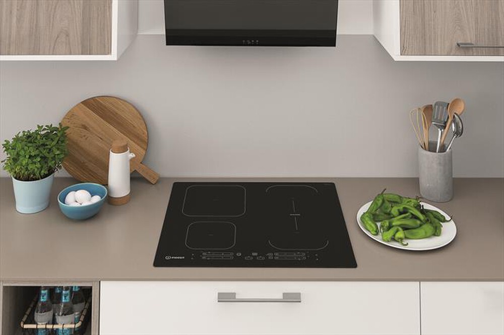 "INDESIT - Piano cottura induzione IB 65B60 NE 59 cm-Nero"