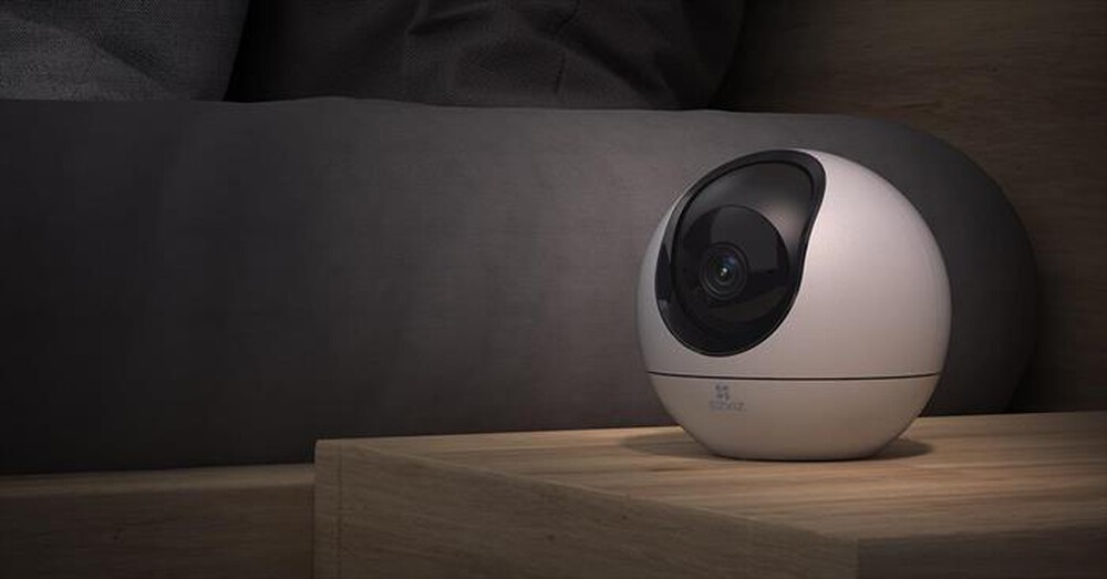 "EZVIZ - Telecamera Smart Home C6 + MICROSD 32GB-White"