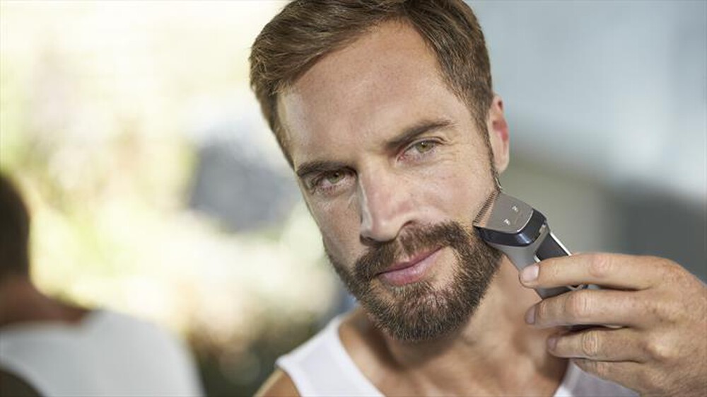 "PHILIPS - MULTIGROOM SERIE 7000 MG7715/15"