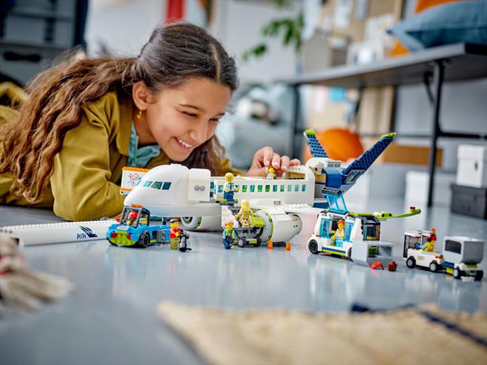 Immagine del prodotto LEGO - CITY BIG VEHICLES Aereo passeggeri 60367
