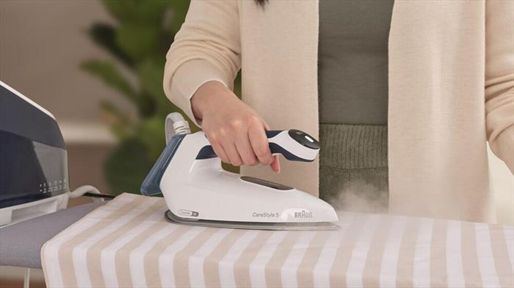 Immagine del prodotto BRAUN - Ferro da stiro con caldaia CareStyle 5 IS5245BL-BLU