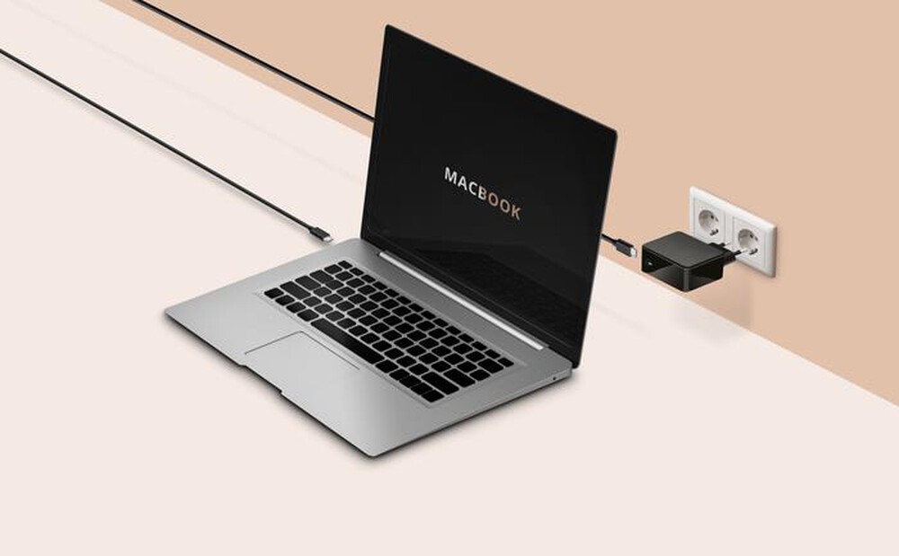 "TRUST - MAXO APPLE 61W USB-C LAPTOP CHARGER-Black"
