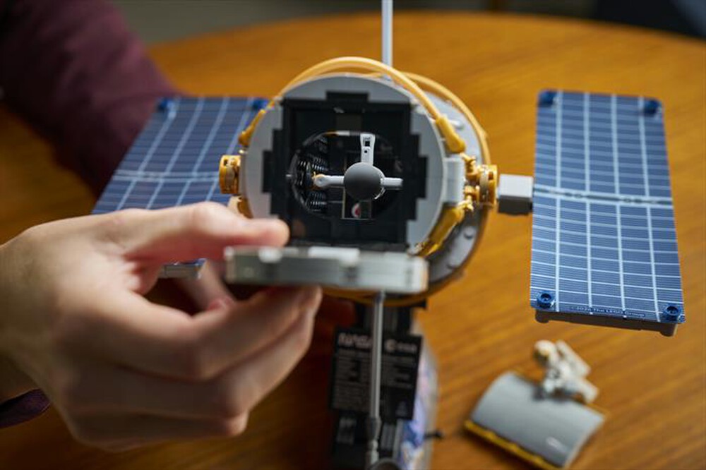 Immagine del prodotto LEGO - ICONS Telescopio spaziale Hubble - 11382