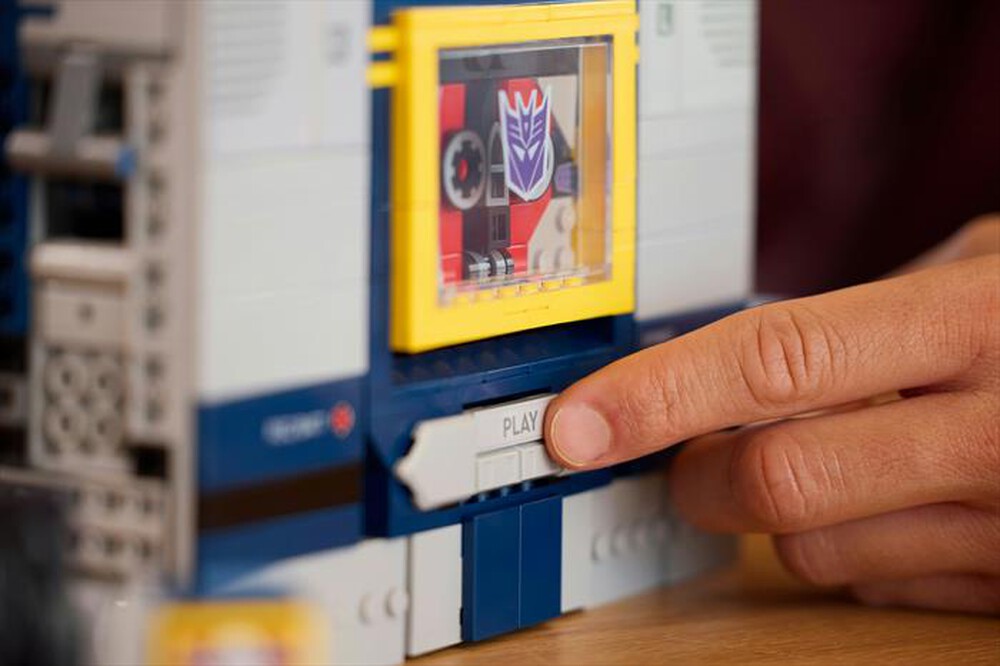 Immagine del prodotto LEGO - ICONS Transformers: Soundwave 10358