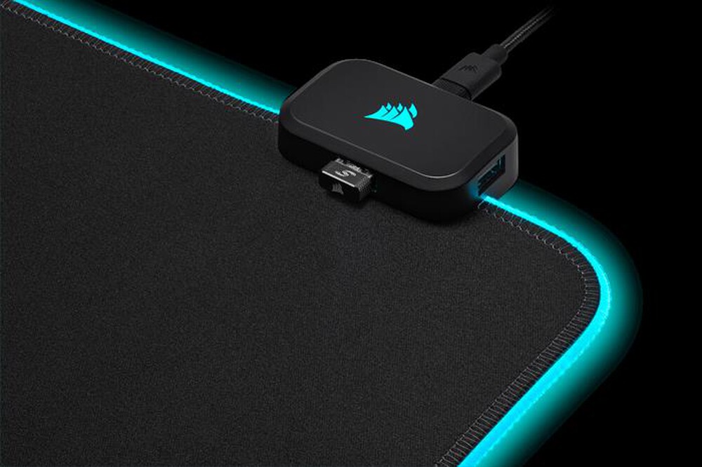 "CORSAIR - MM700 RGB Extended"