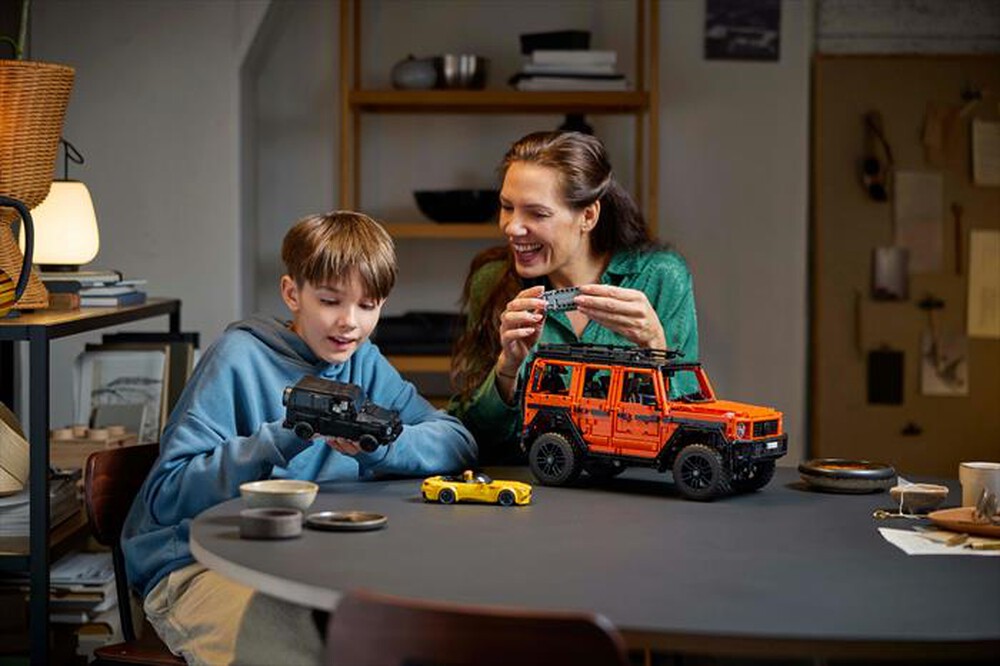 Immagine del prodotto LEGO - TECHNIC Mercedes-Benz G500 PROFESSIONAL Line 42177