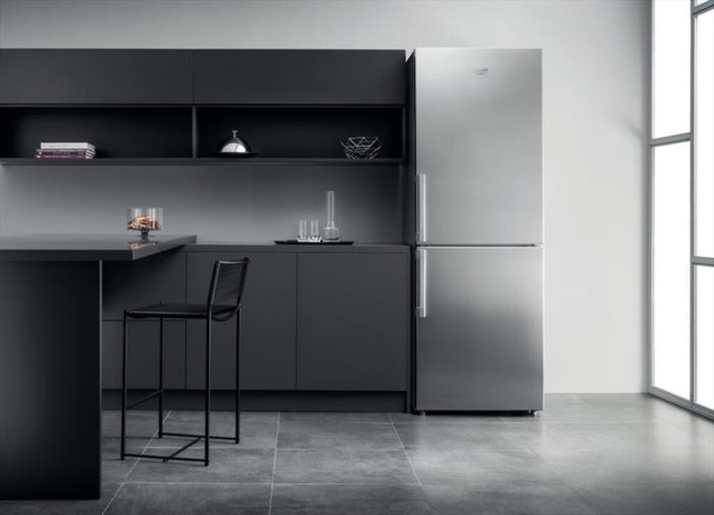 "HOTPOINT ARISTON - Frigorifero combinato HA70BI 52 X Classe E"