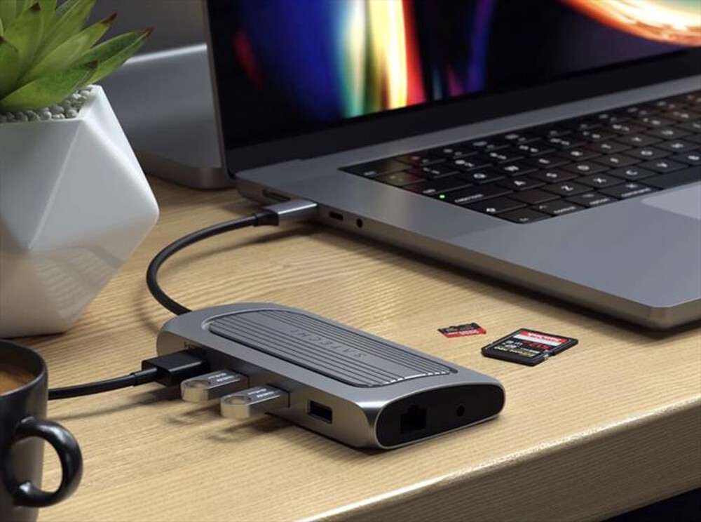 "SATECHI - USB4 MULTIPORT ADAP 8K"