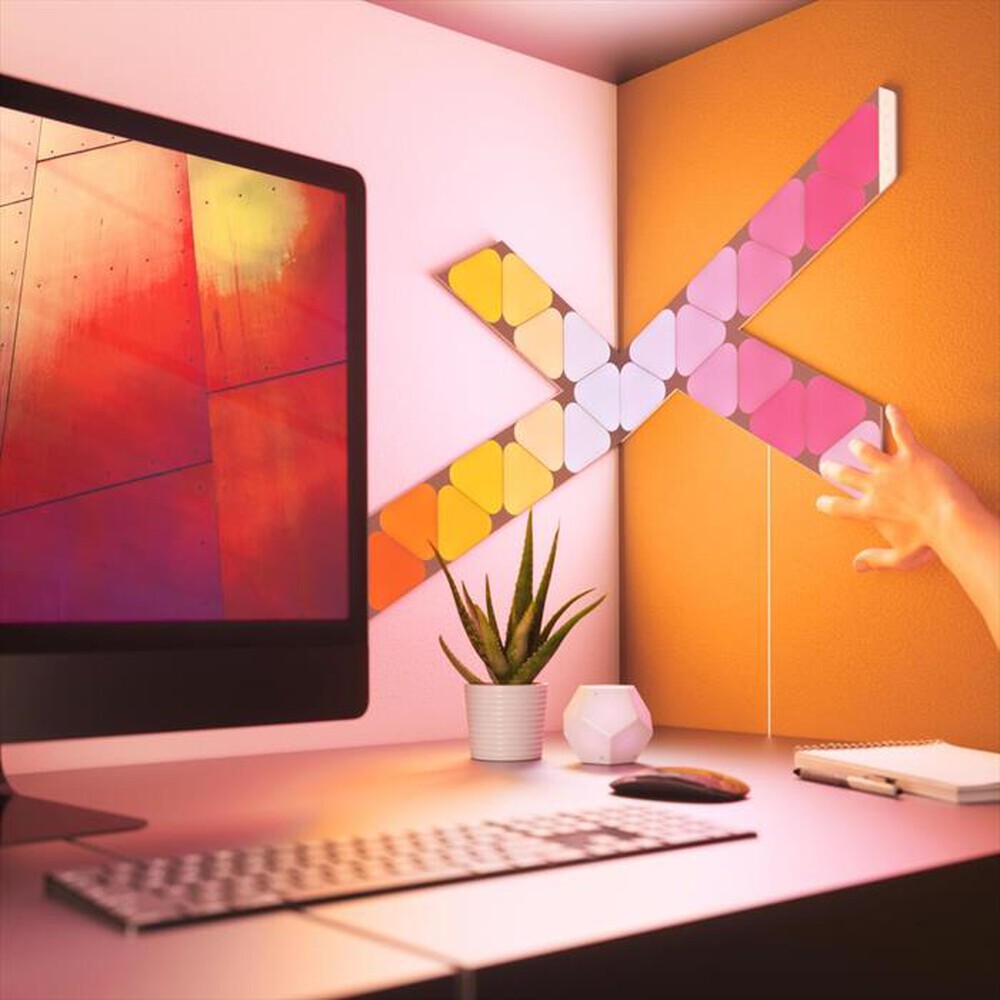 "NANOLEAF - SHAPES MINI TRIANGLES STARTER + ESP. - 15 PACK"