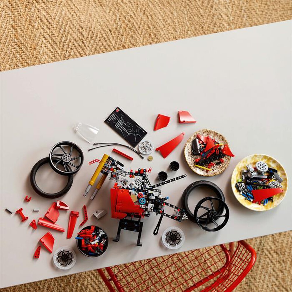 Immagine del prodotto LEGO - TECHNIC Motocicletta Ducati Panigale V4 S 42202
