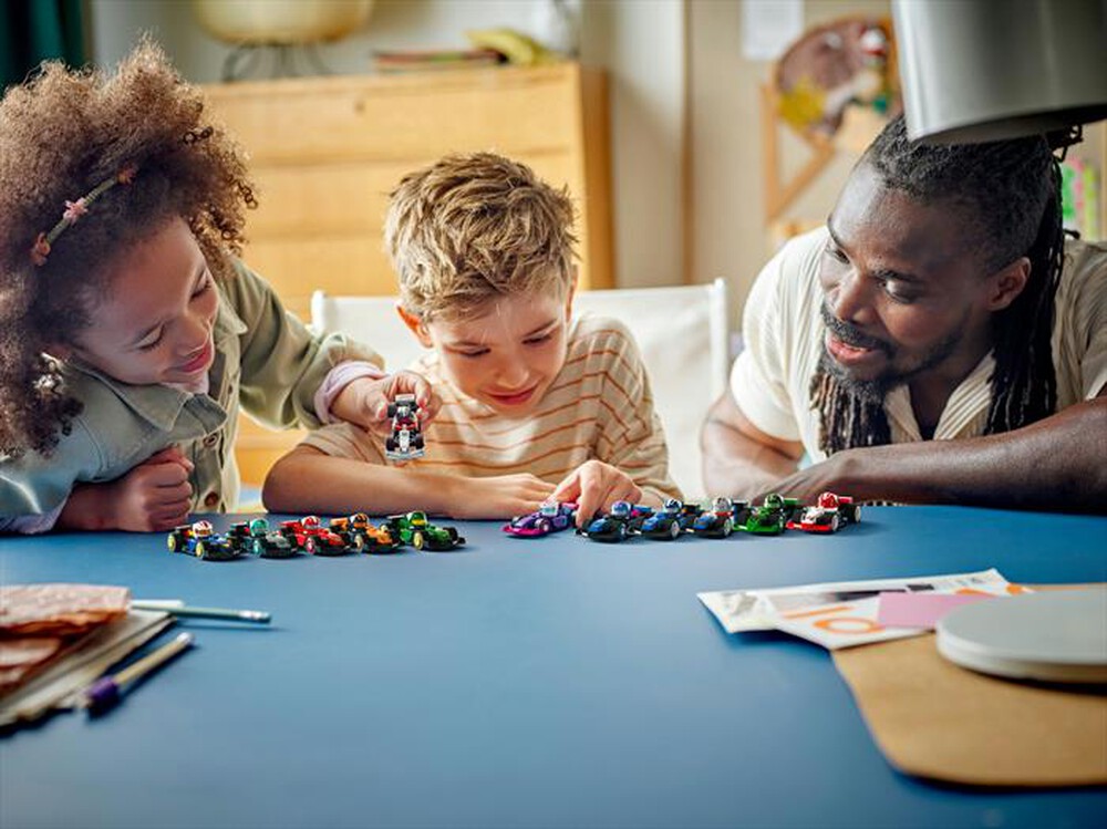 Immagine del prodotto LEGO - MINIFIGURES Monoposto di F1® da collezione 71049