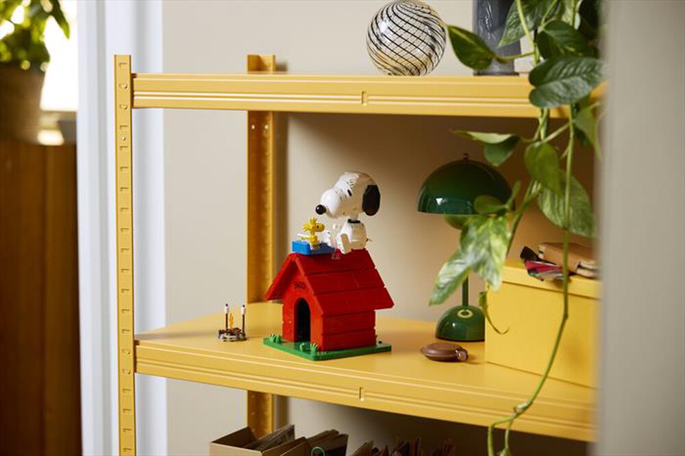 Immagine del prodotto LEGO - IDEAS Peanuts: la cuccia di Snoopy - 21368