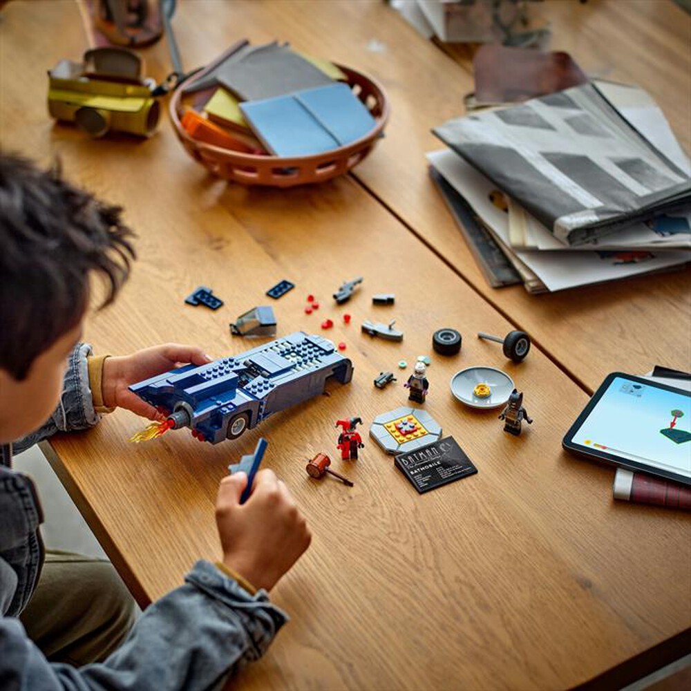 Immagine del prodotto LEGO - Batman: Batmobile Classic TV Series - 76328