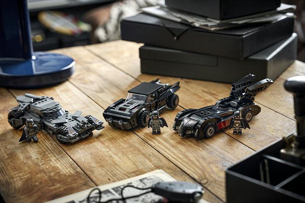 Immagine del prodotto LEGO - DC BATMAN V SUPERMAN - BATMOBILE - 76331-Multicolore