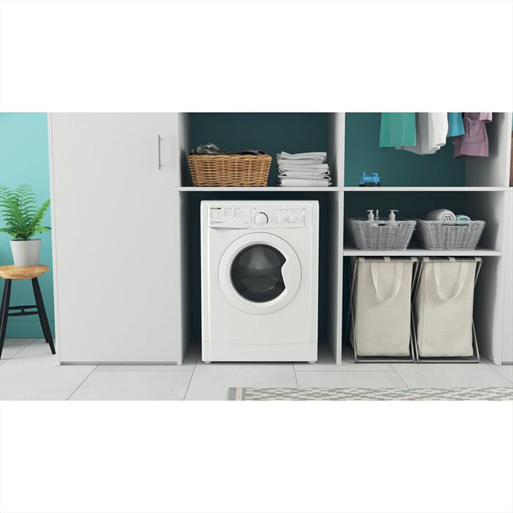 "INDESIT - Lavatrice EWC 61051 W IT N 6 Kg Classe F-Bianco"