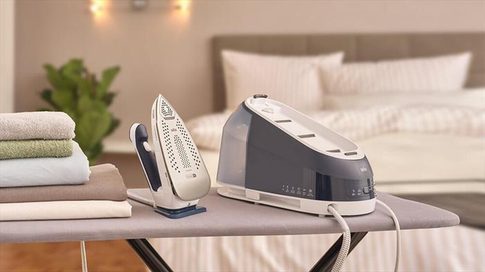 Immagine del prodotto BRAUN - Ferro da stiro con caldaia CareStyle 5 IS5245BL-BLU