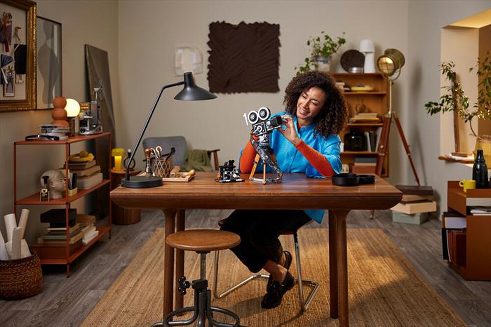 Immagine del prodotto LEGO - DISNEY CLASSIC Cinepresa omaggio Walt DISNEY 43230