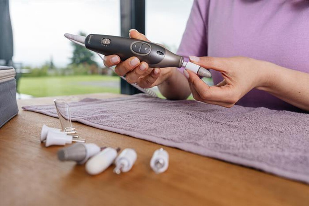 Immagine del prodotto BEURER - Set hi-tech per manicure e pedicure MP 1R SMOOTH+-Grigio