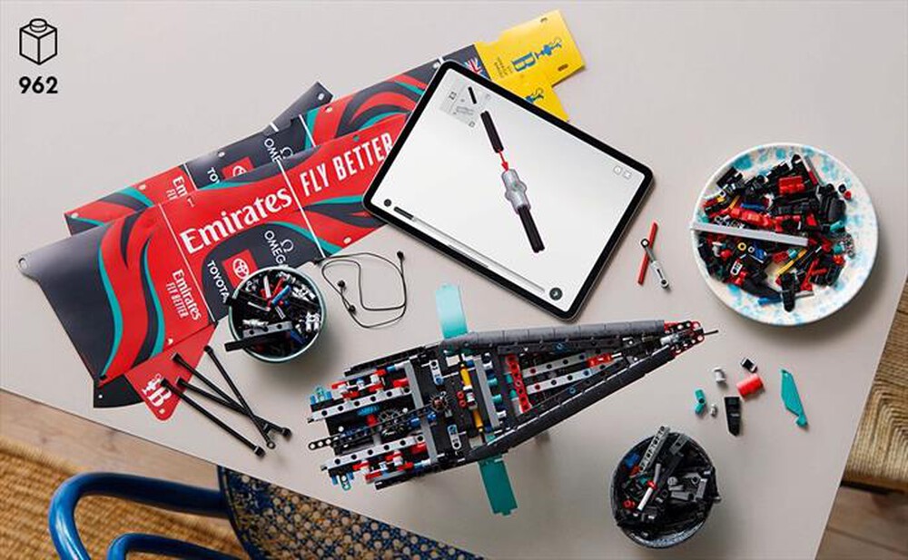 Immagine del prodotto LEGO - TECHNIC Yacht Emirates Team New Zealand AC75 42174