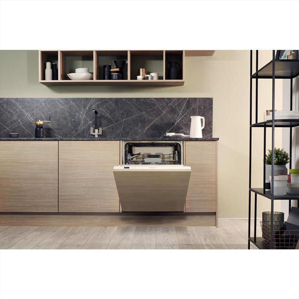 "HOTPOINT ARISTON - Lavastoviglie incasso HIC 3B+26 Classe E-Bianco"