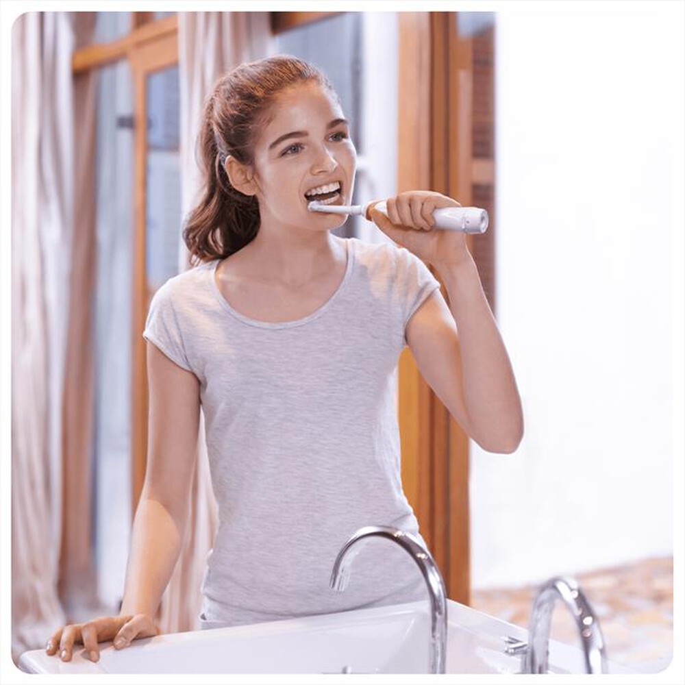"ORAL-B - Spazzolino elettrico ricaricabile SMARTSERIES TEEN-Bianco"