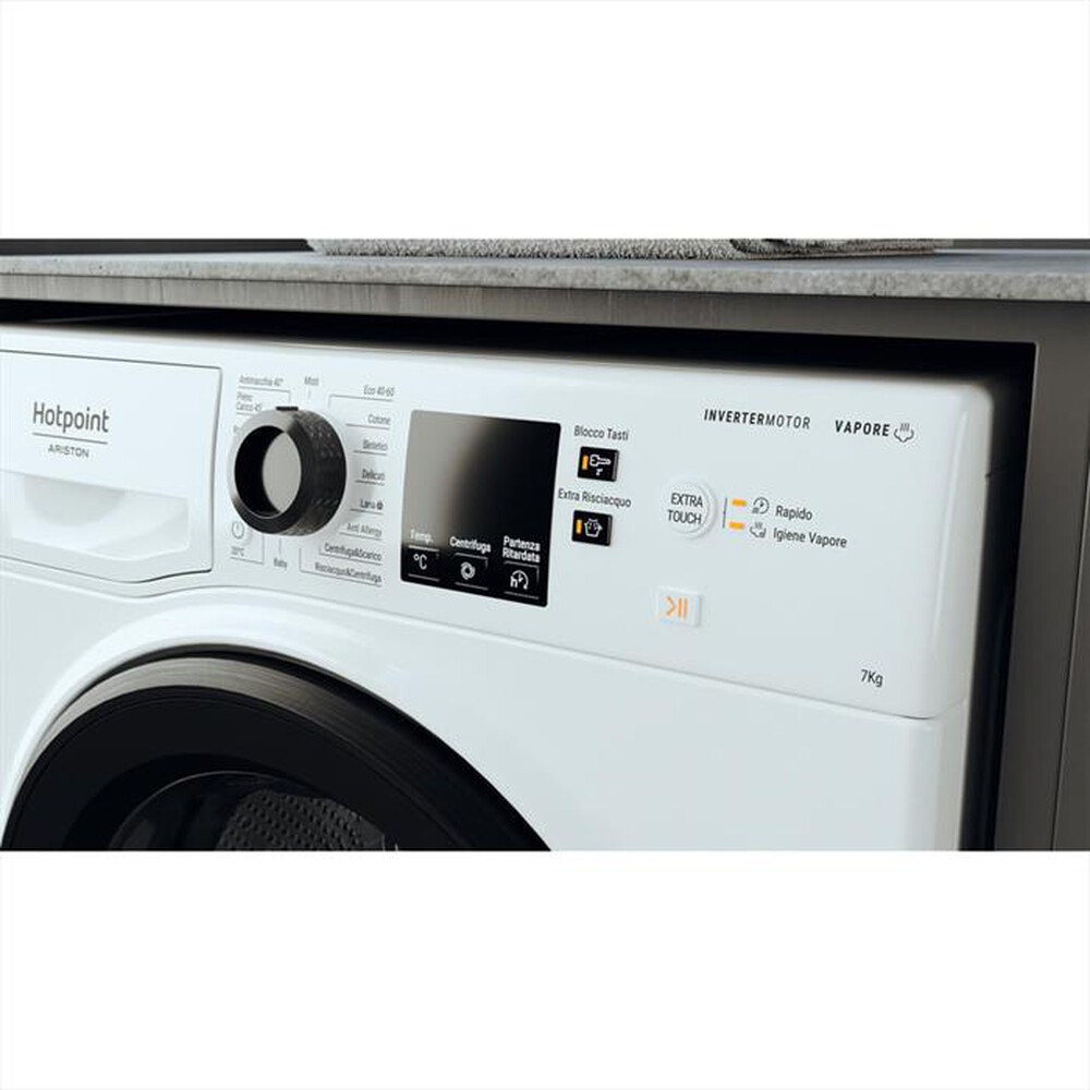 "HOTPOINT ARISTON - Lavatrice NF723WK IT N 7 Kg Classe D"