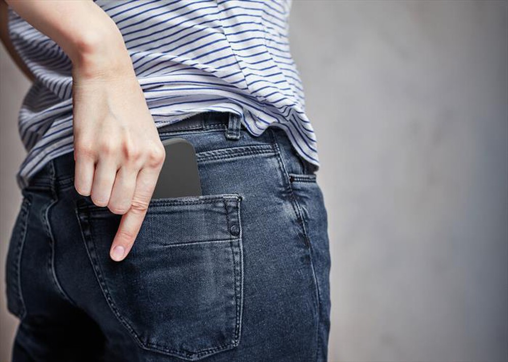 Immagine del prodotto CELLULARLINE - Cover case SENSATION per iPhone 16-Black