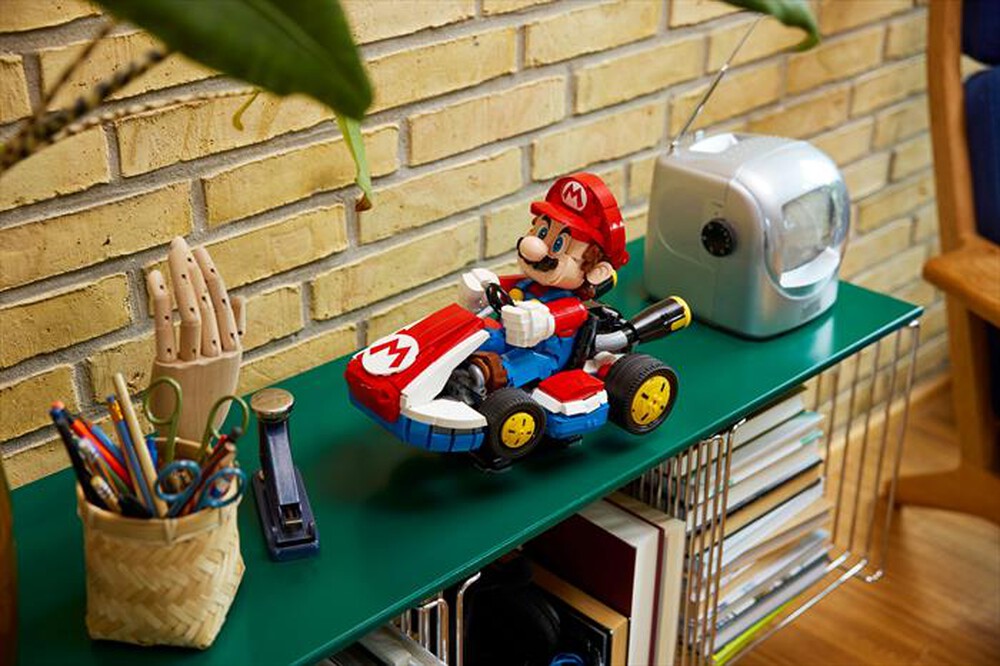 Immagine del prodotto LEGO - SUPER MARIO Mario Kart Mario e Kart standard 72037