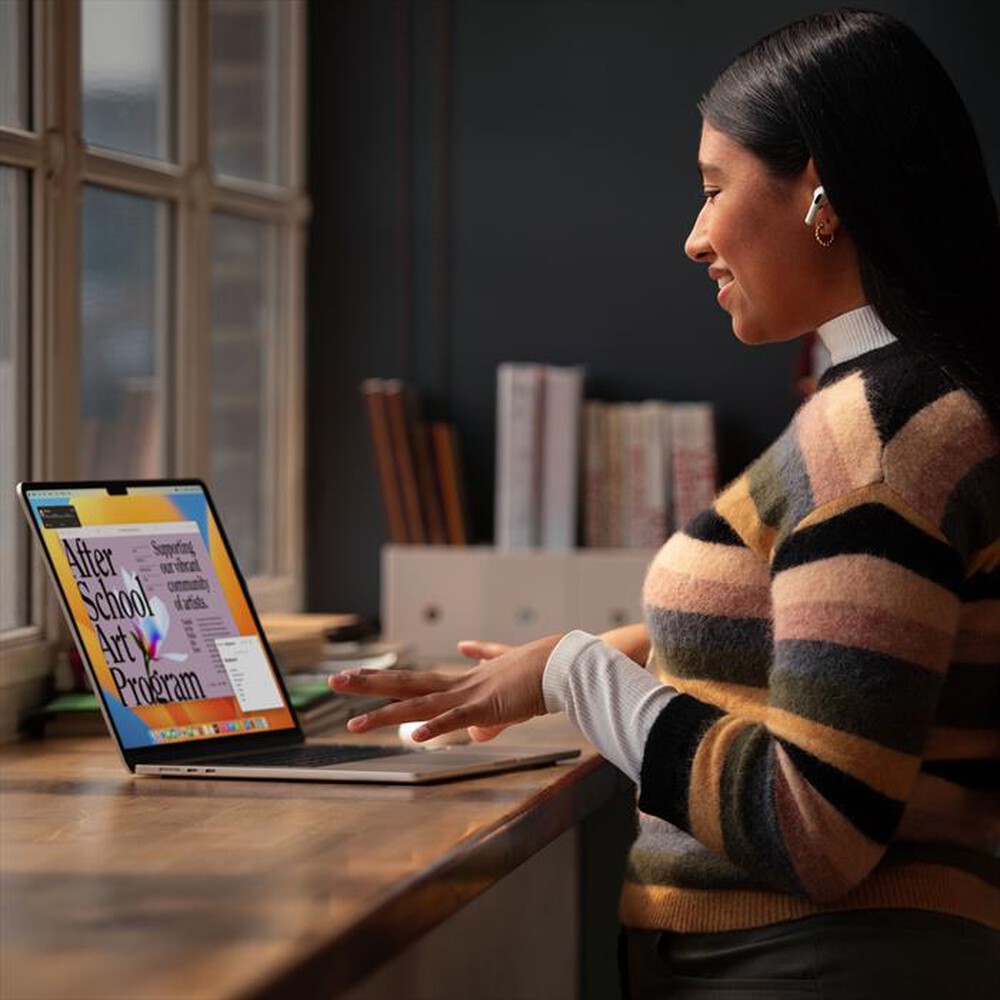 "APPLE - MacBook Air 15\" M2 8-core CPU 10-core GPU 256GB-Galassia"
