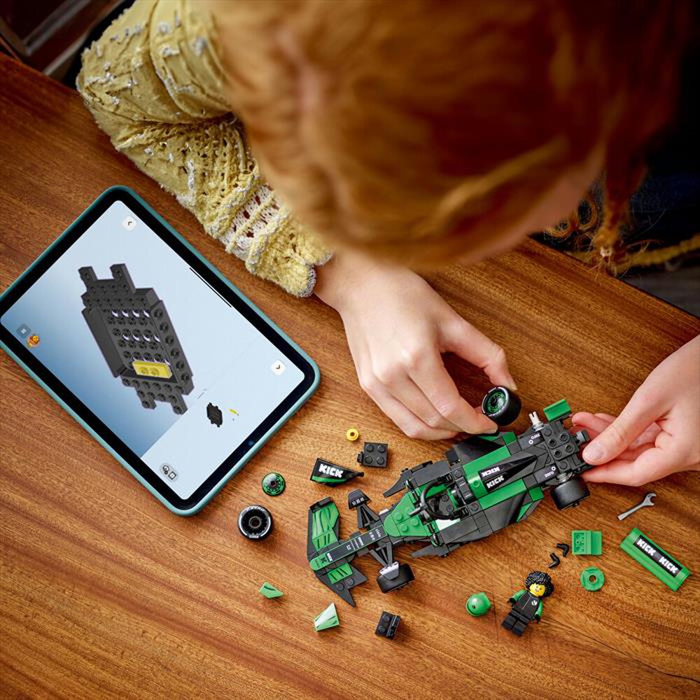 Immagine del prodotto LEGO - SPEED CHAMPIONS KICK Sauber F1&reg; Team C44 77247