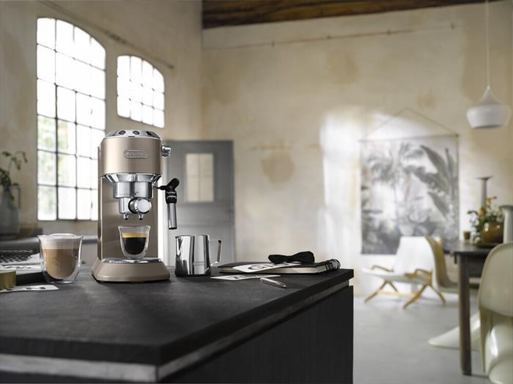 "DE LONGHI - DEDICA METALLICS EC785.BG MACCHINA DA CAFFÈ-Beige"