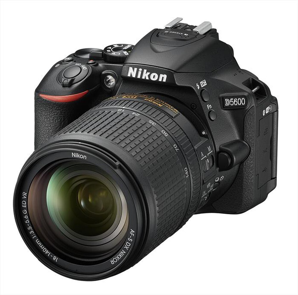 "NIKON - D5600 + 18/140 VR-Black"