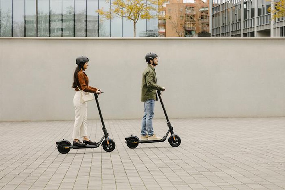 "SEGWAY - Monopattino elettrico NINEBOT KS F2 E-nero"