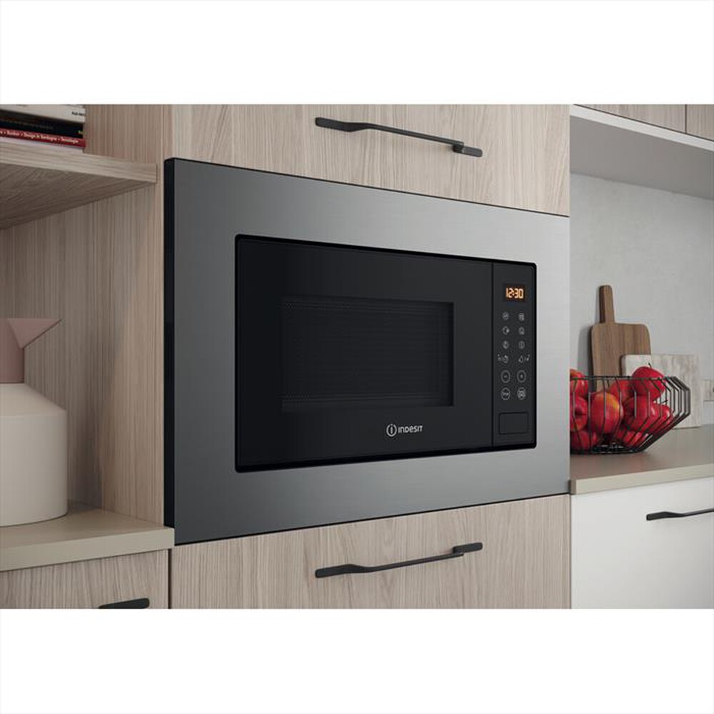 "INDESIT - MWI 120 GX MICROWAVE ID"