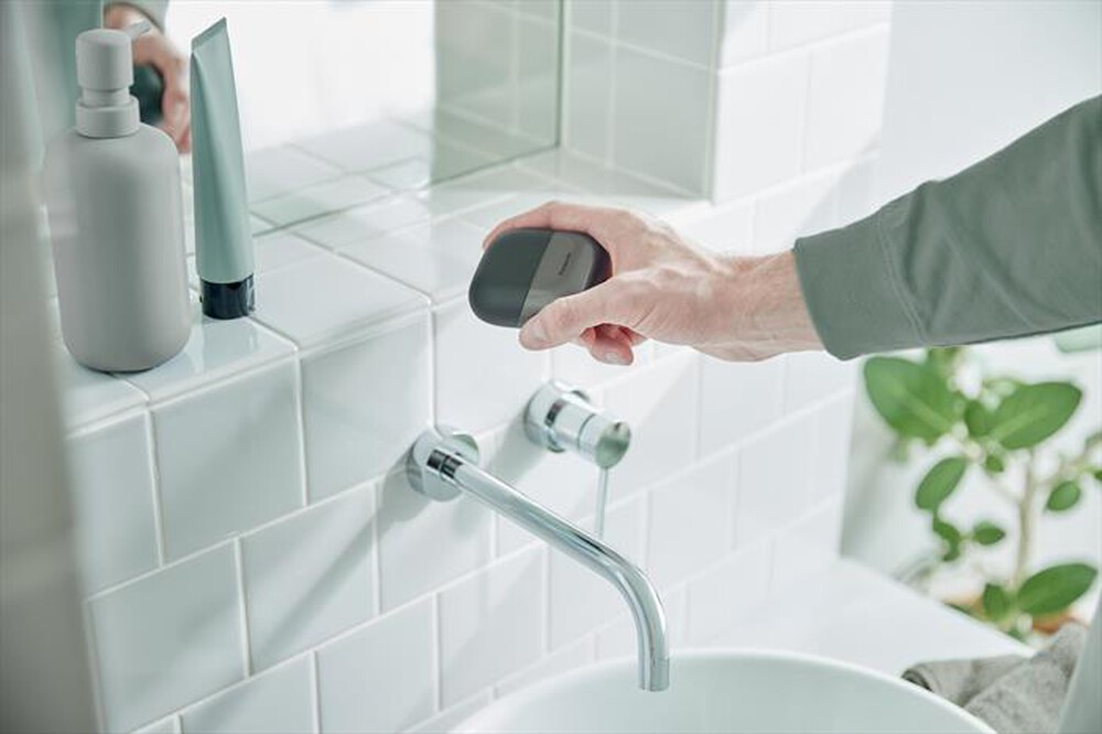 Immagine del prodotto PANASONIC - Rasoio compatto 3 lame ES-CM3B-Nero/Silver