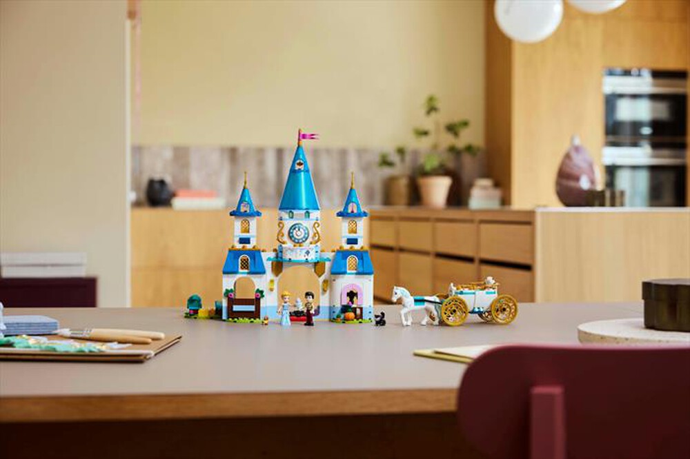 Immagine del prodotto LEGO - DISNEY Castello e carrozza di Cenerentola 43275