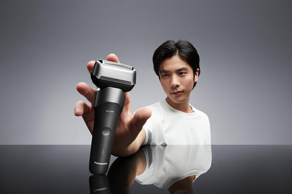 Immagine del prodotto PANASONIC - Rasoio 3 lame ES-RM3FXK503-Nero