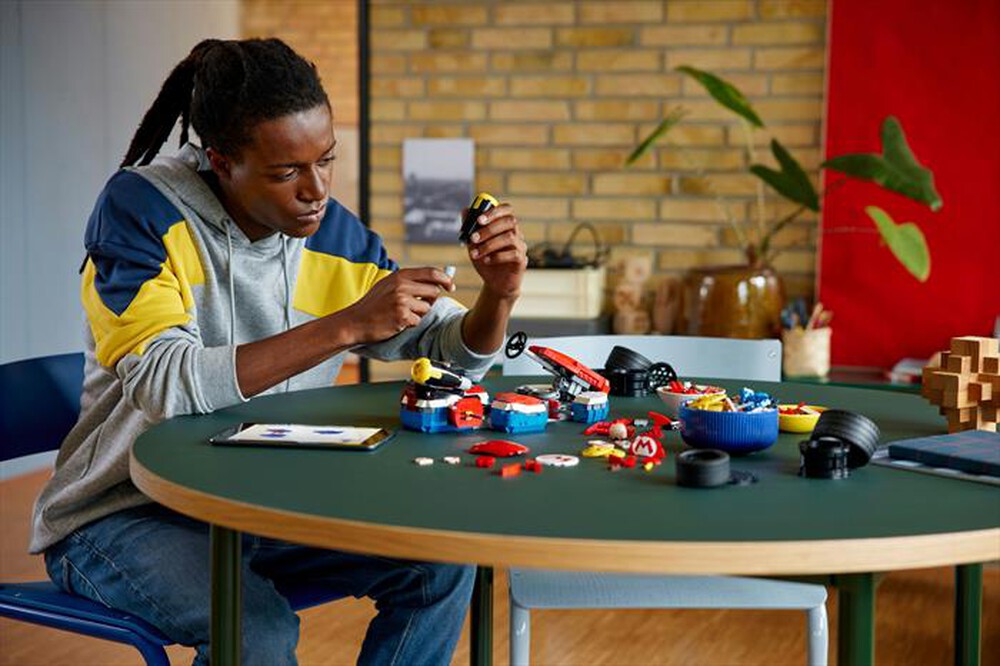 Immagine del prodotto LEGO - SUPER MARIO Mario Kart Mario e Kart standard 72037