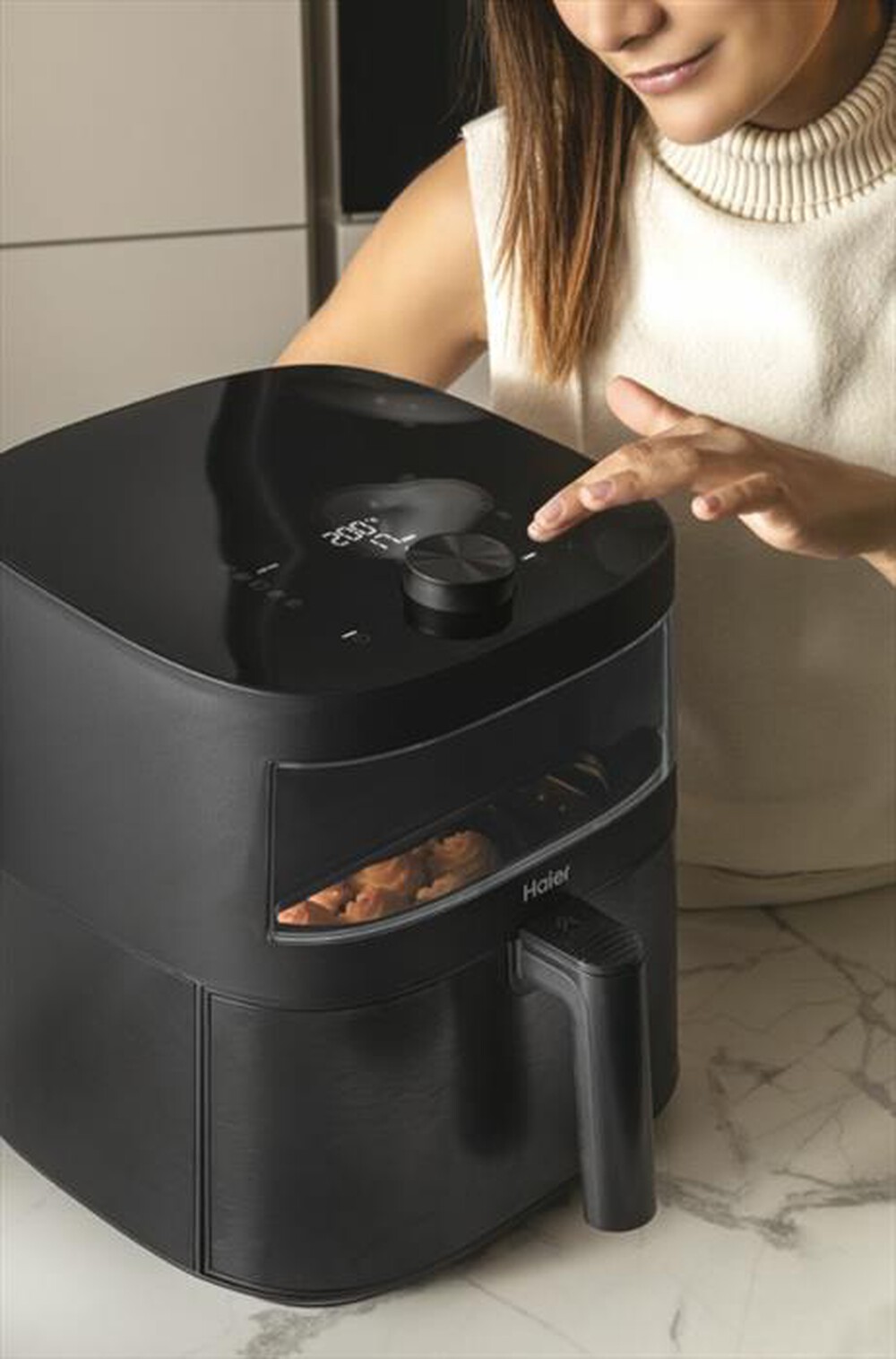"HAIER - Friggitrice ad aria I-Master HAF5TWA3 011-Nero"