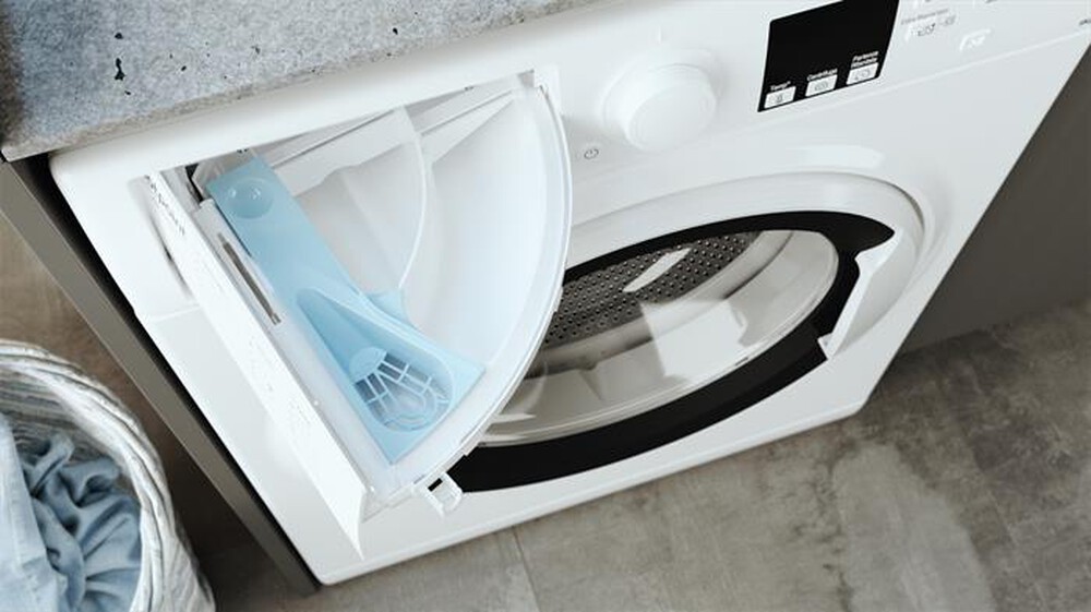 "HOTPOINT ARISTON - Lavatrice RSSF 624 W IT N 6 Kg Classe C-Bianco"
