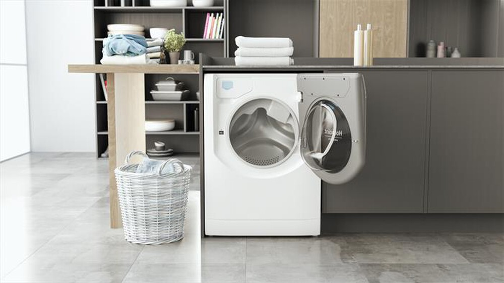 "HOTPOINT ARISTON - Lavasciuga EU AQDD 107632 EU/A N 10/7 Kg Classe E"