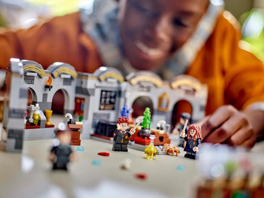 "LEGO - Castello di Hogwarts: Lezione di pozioni - 76431-Multicolore"