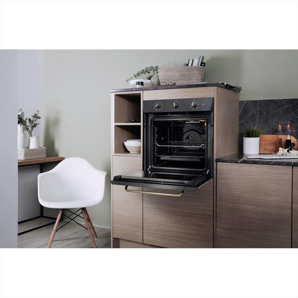 Immagine del prodotto HOTPOINT ARISTON - Forno incasso elettrico FIT 834 AN HA Classe A