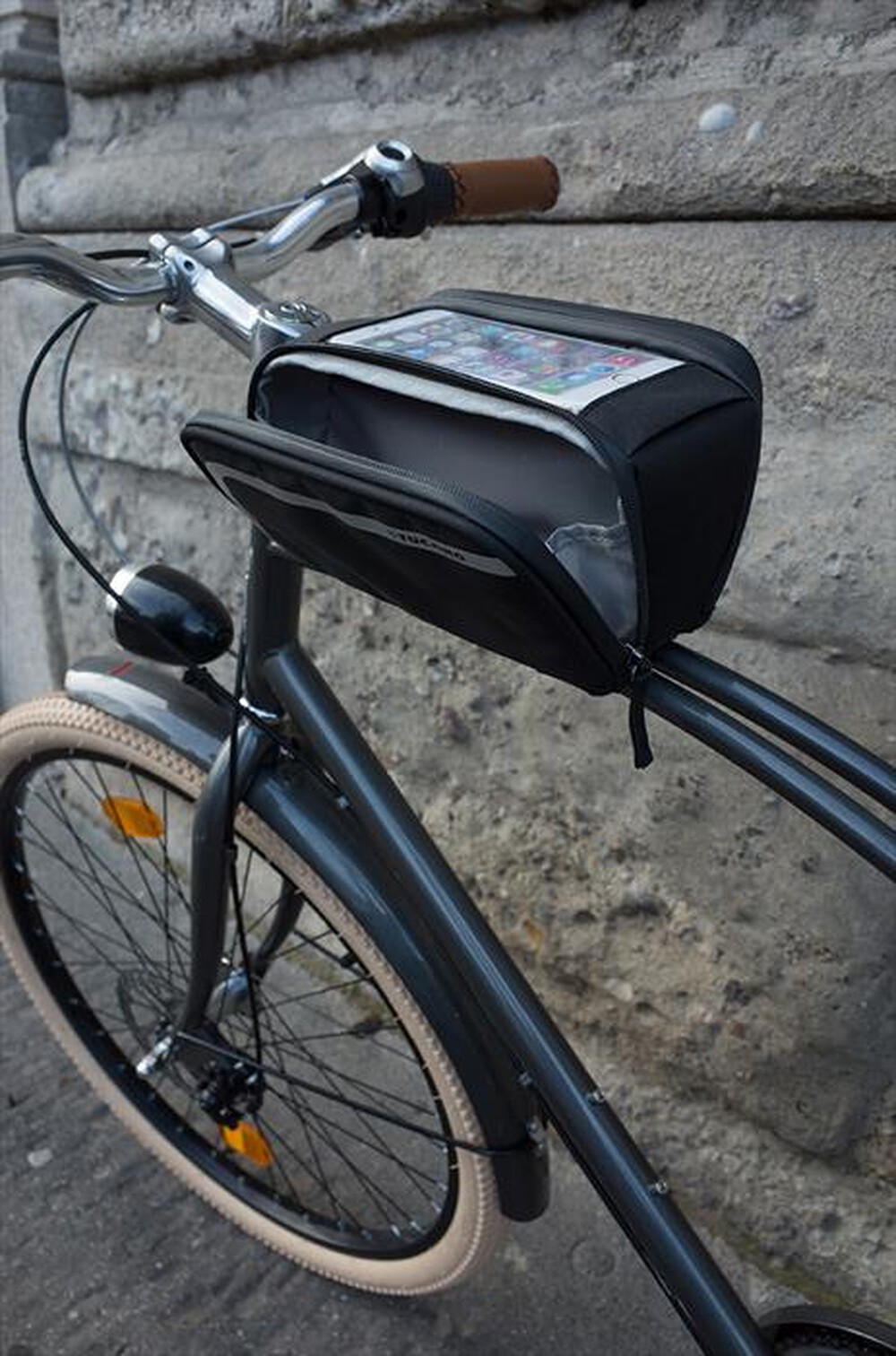 "TUCANO - Bike Mount - Borsa telaio bici smartphone fino 6\"-Nero"
