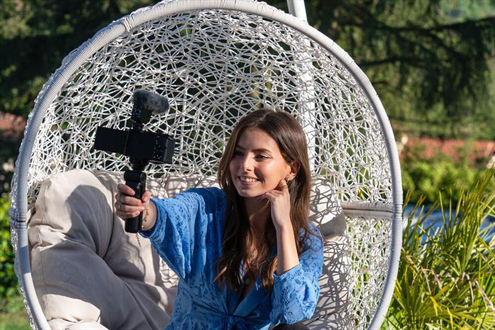 Immagine del prodotto SONY - Fotocamera Mirrorless ZVE10LBDI.EU