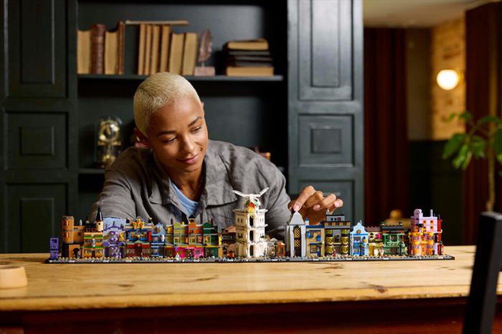 Immagine del prodotto LEGO - HARRY POTTER Negozi di magia di Diagon Alley 76444