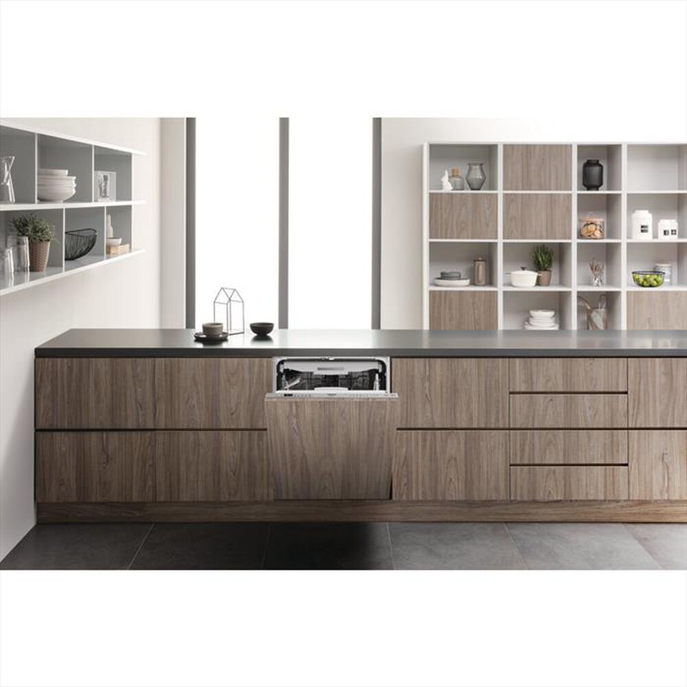 "HOTPOINT ARISTON - Lavastoviglie incasso HIO 3O41 WFE Classe C"