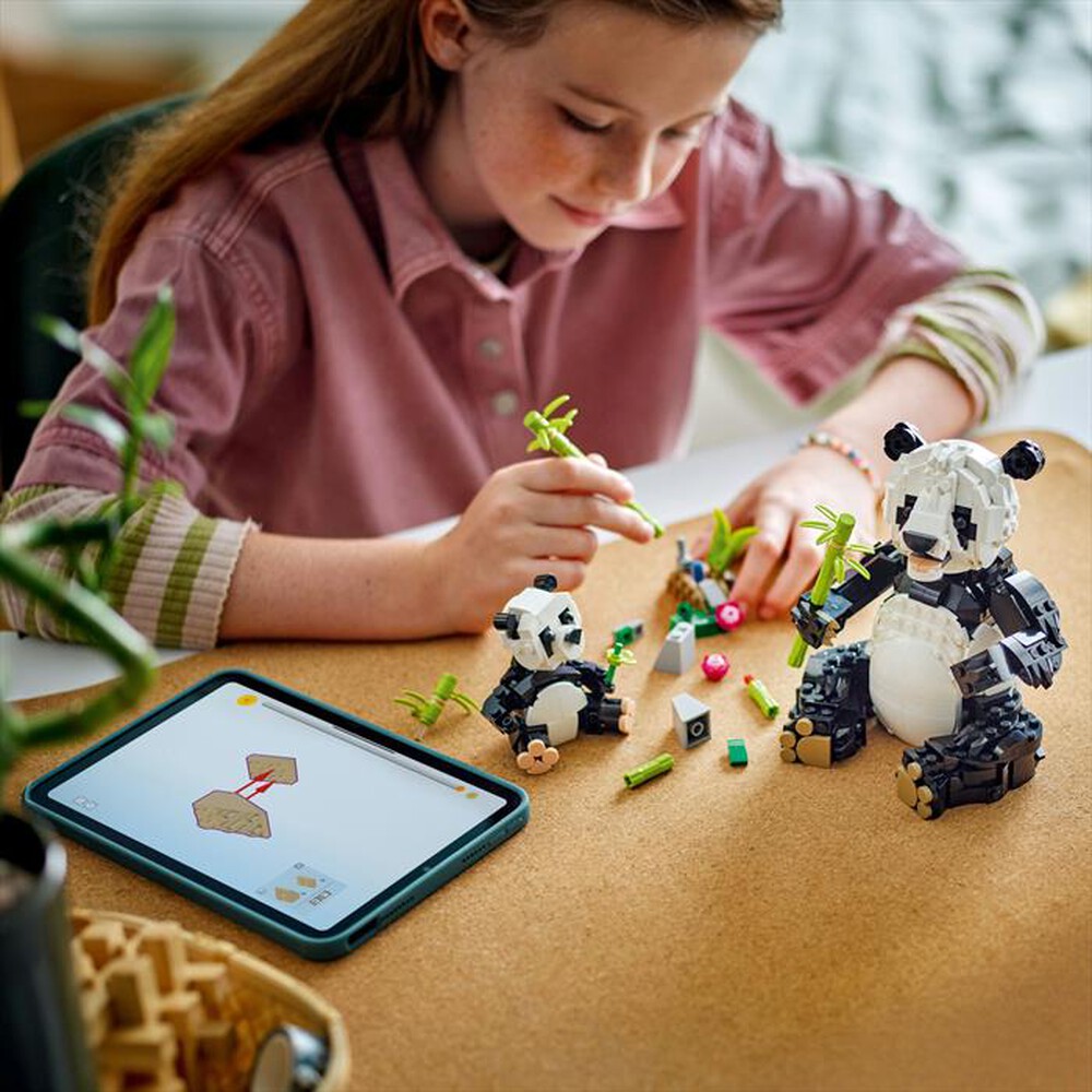 Immagine del prodotto LEGO - CREATOR Animali selvatici: famiglia di panda 31165