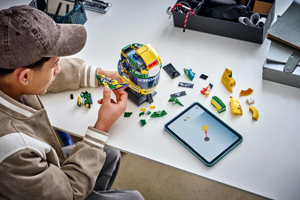 Immagine del prodotto LEGO - EDITIONS Casco Ayrton Senna - 43024