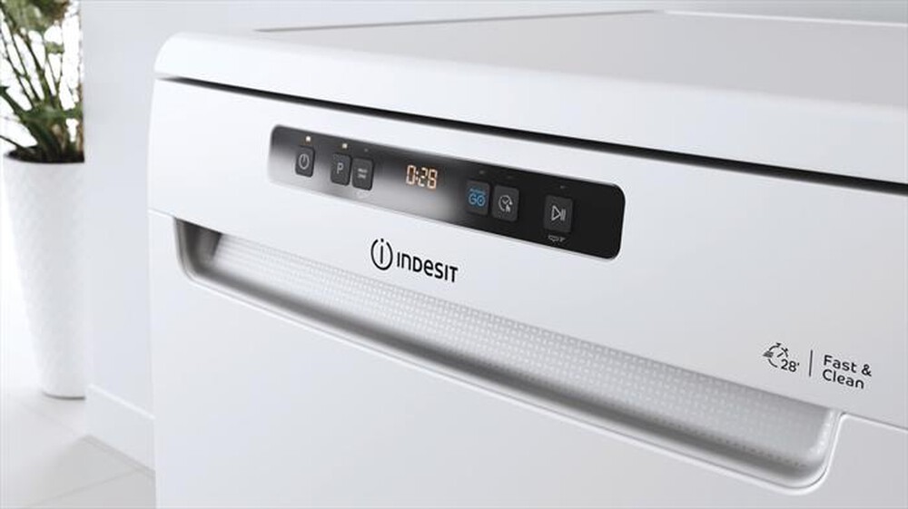 Immagine del prodotto INDESIT - Lavastoviglie IN2FFC14BN6 Classe C 14 coperti-Bianco